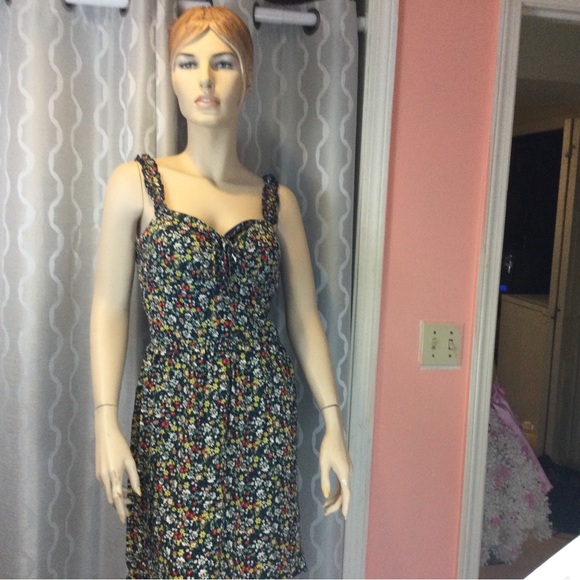 AUW Dresses & Skirts - Wildflower Dress
